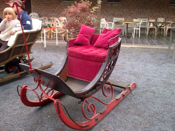 location de traineaux du pere noel location de traineaux du pere noel